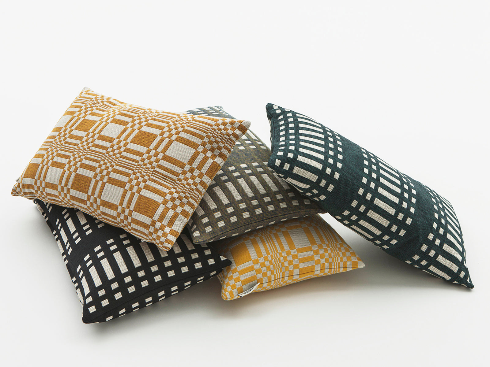 Cushion pillow 30x50 cm (cover only) -Doris, Straw