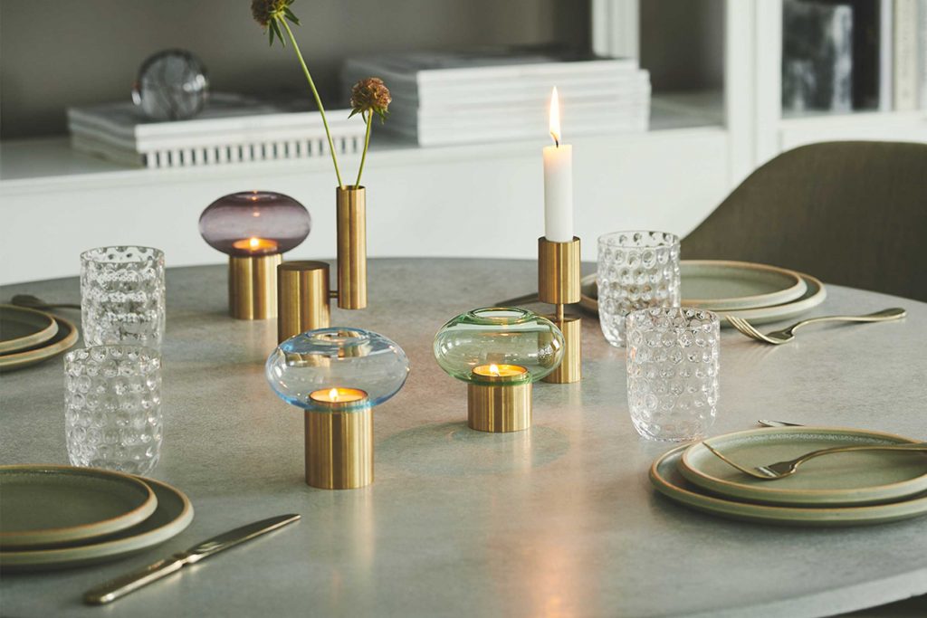 Circle Collection candleholder Brass