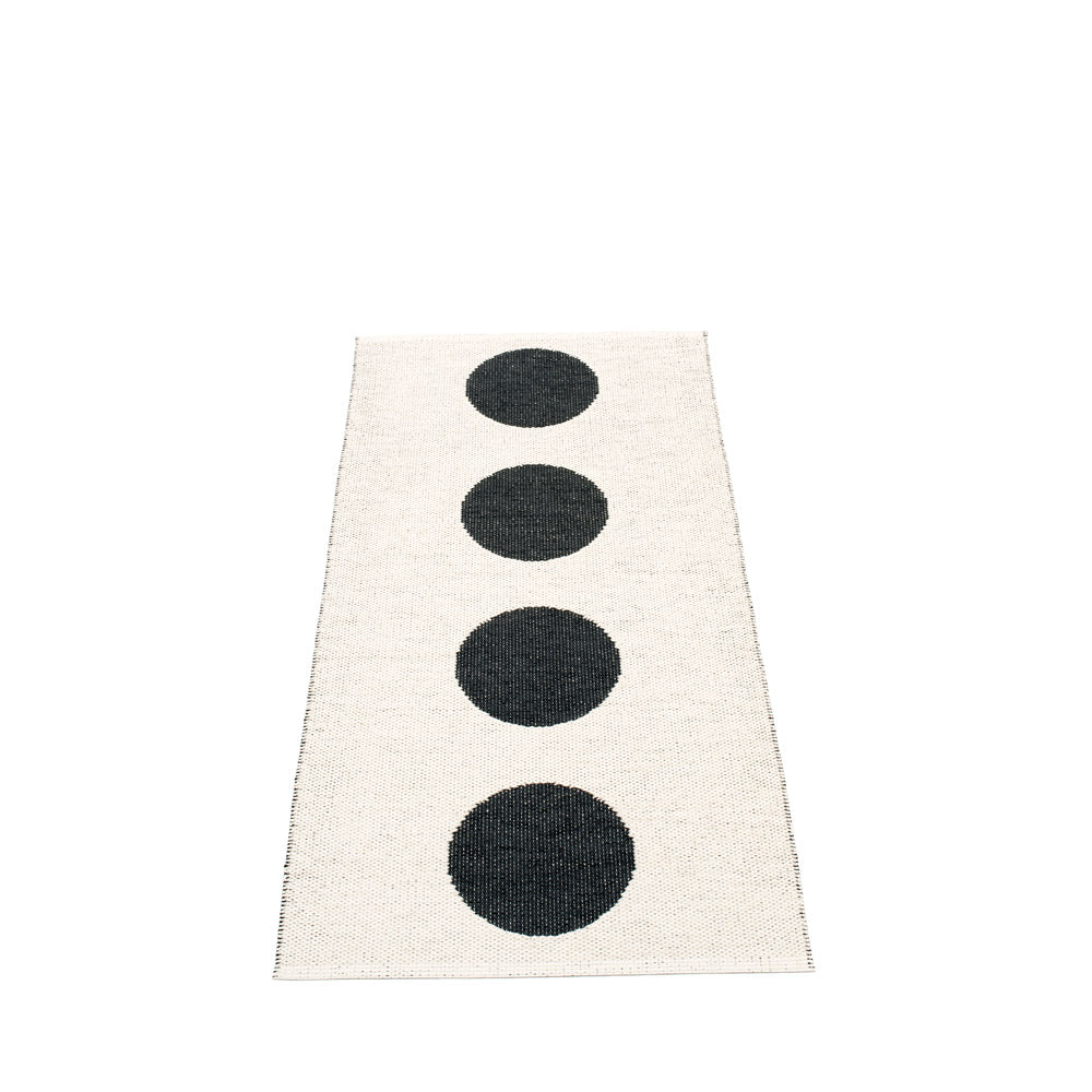 70x150cm / 2.25x5ft VERA RUG - BLACK/VANILLA