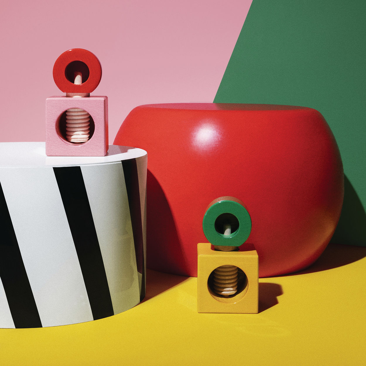 ES20 2 Nutcracker Sottsass, pink and red
