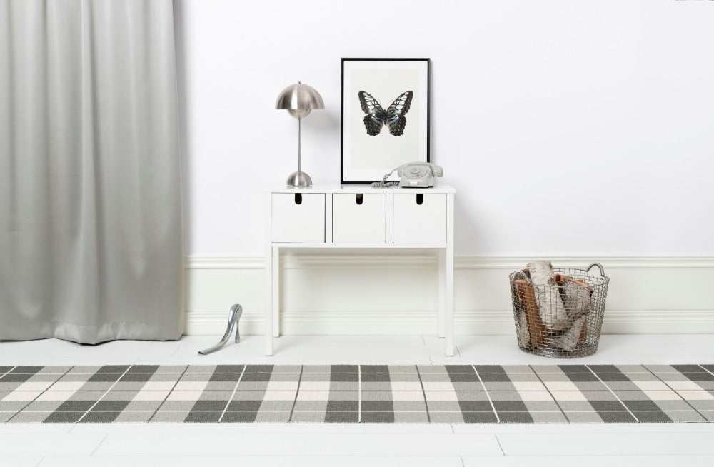 70x140cm / 2.25x4.5ft ED RUG - Charcoal / Warm Grey / Vanilla