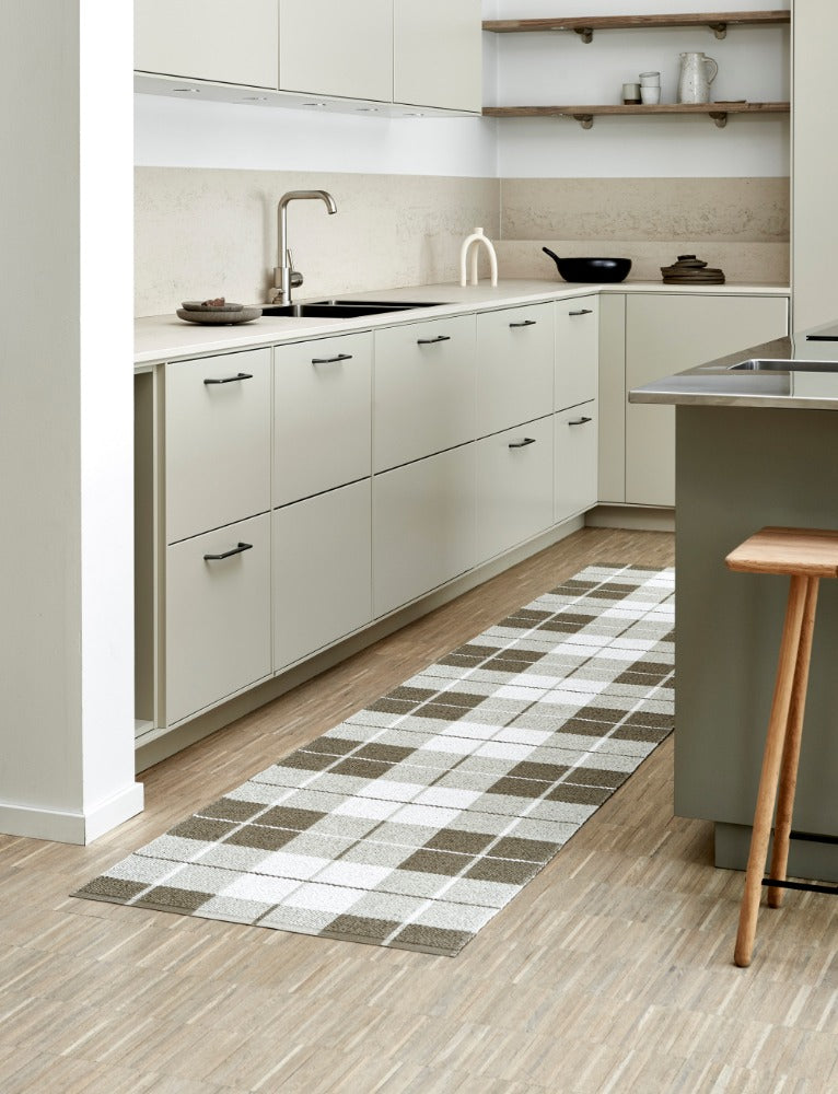 70x140cm / 2.25x4.5ft ED RUG - Dark Linen / Fossil Grey / White