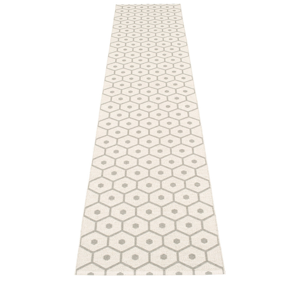 70x100cm / 2.25x3.25ft HONEY RUG- WARM GREY/VANILLA