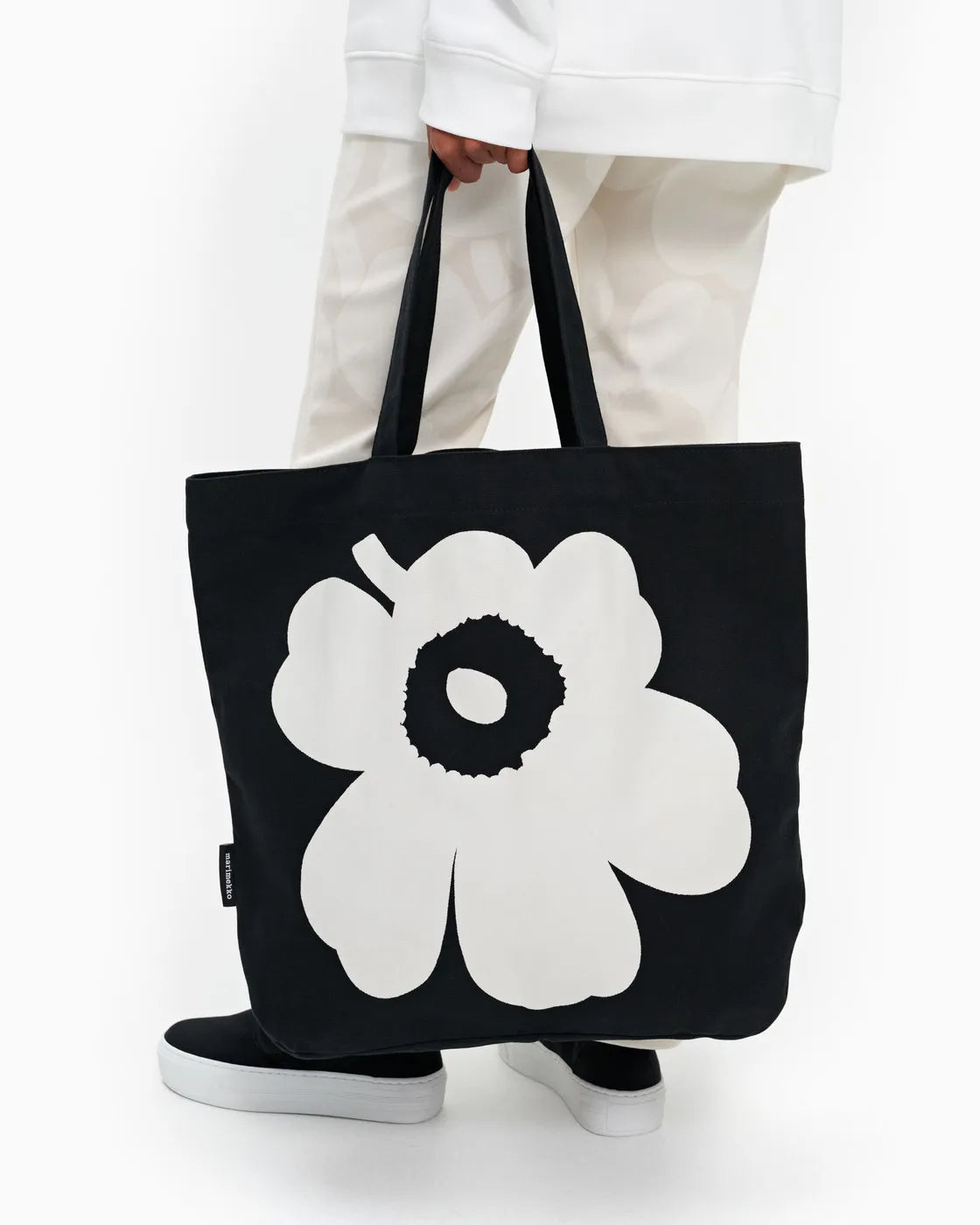 KIOSKI Torna Unikko bag black white
