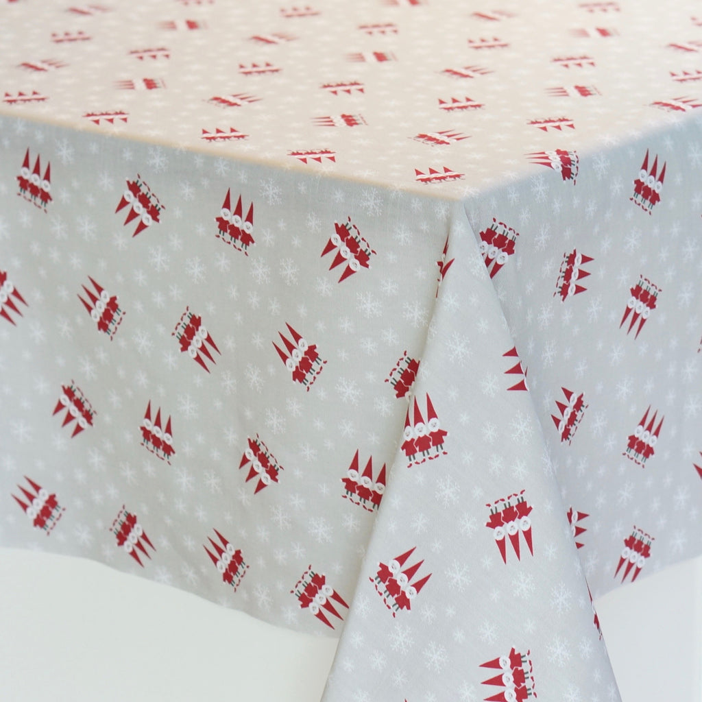 Tomtenisse, (small) oil cloth, 145x220cm, table cloth beige