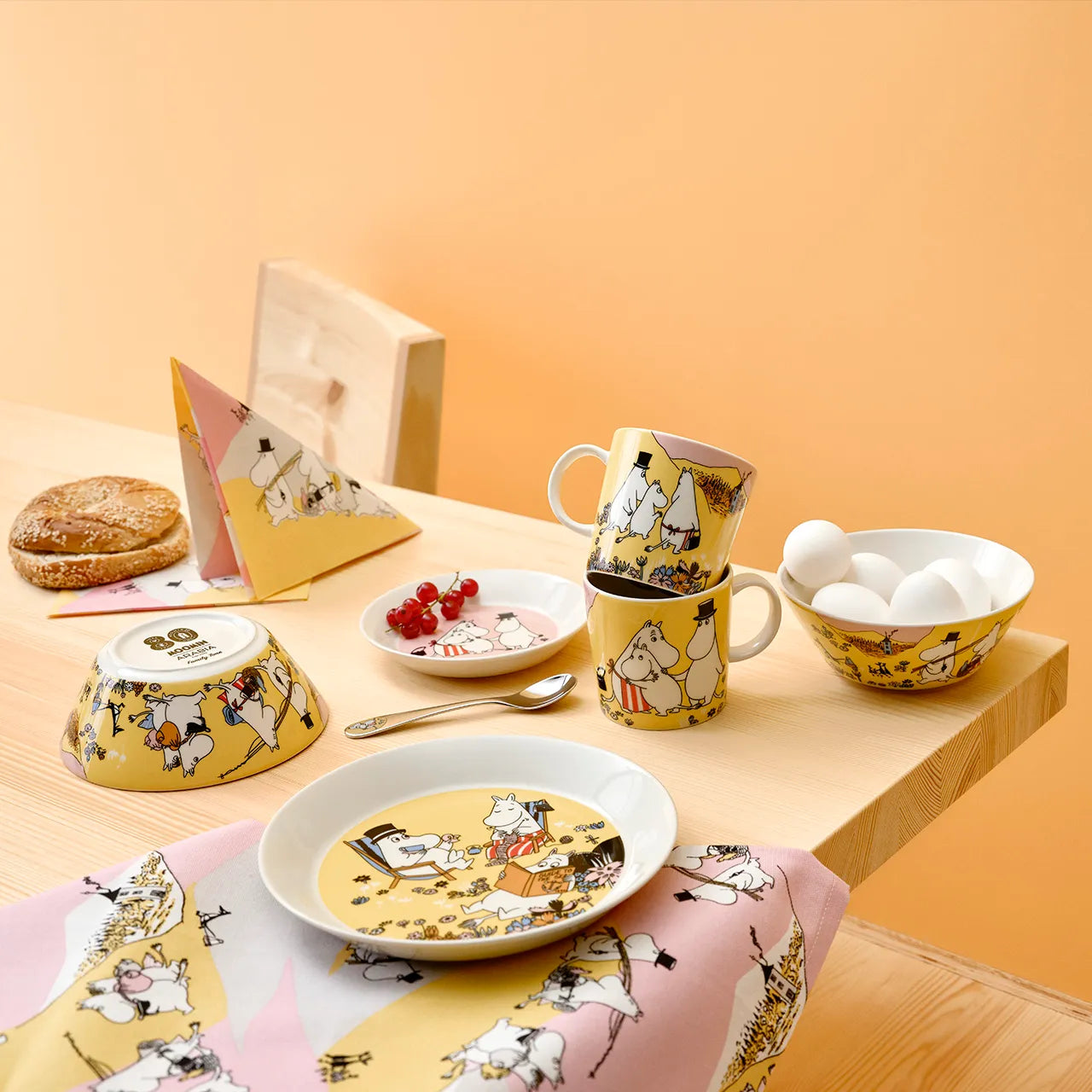 Moomin bowl 15cm 5.9in Family Time