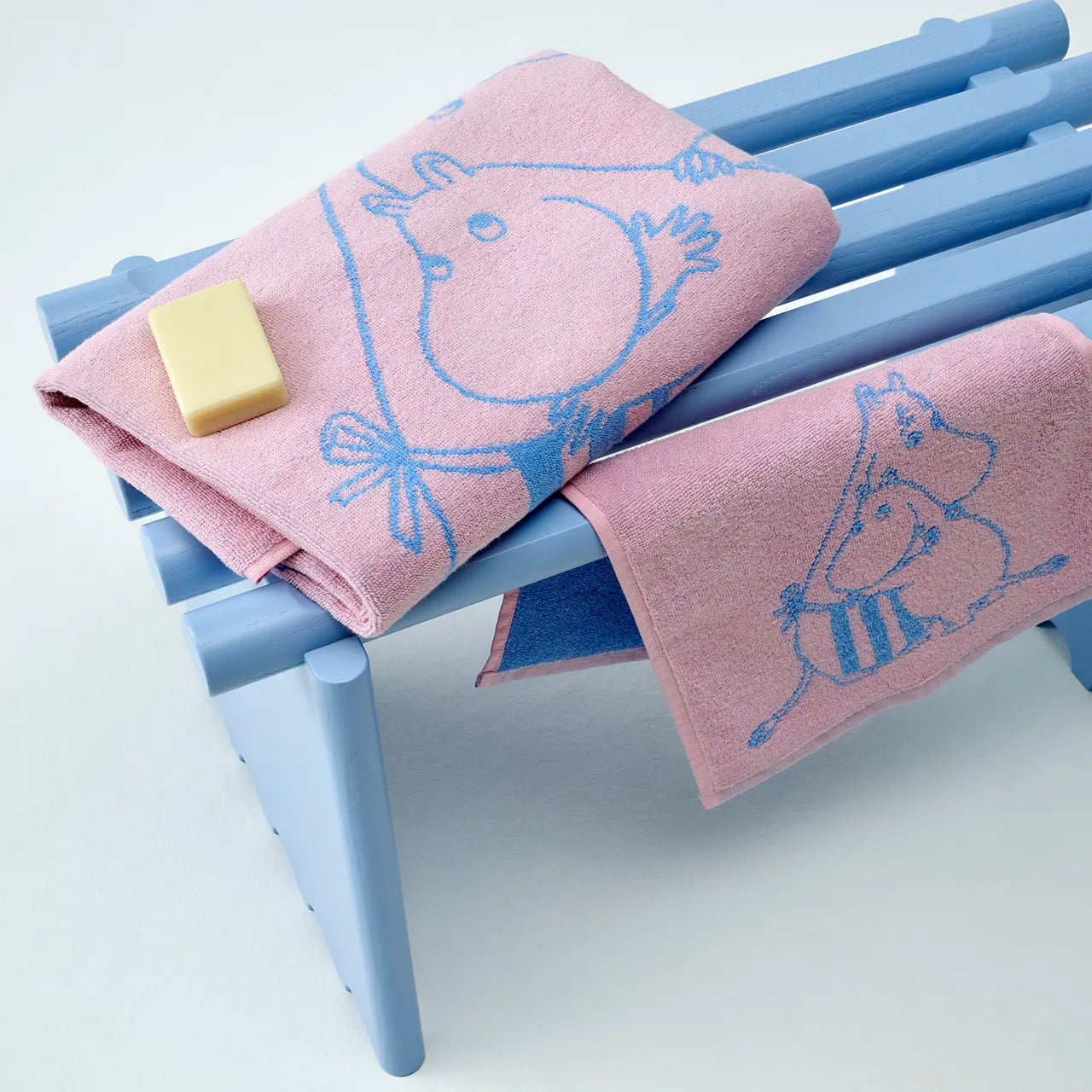 Moomin h.towel 30x50  12x19.7in Family Time GOTS