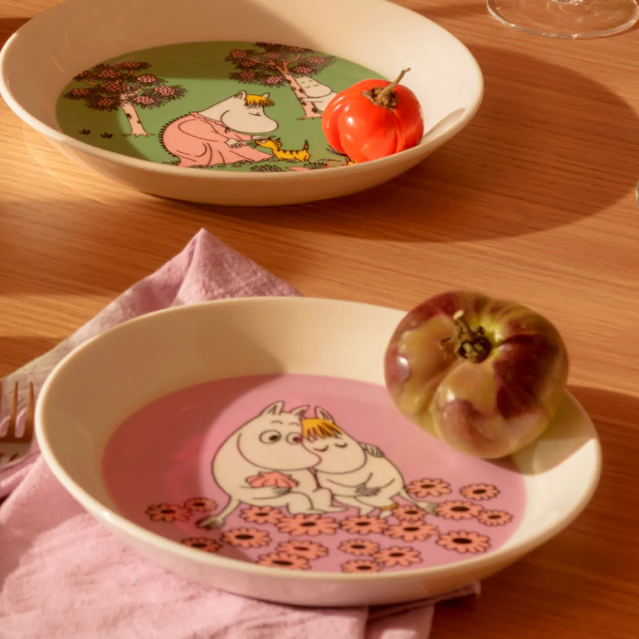 MOOMIN CLASSICS plate 19cm  / 7.5" Sweethearts