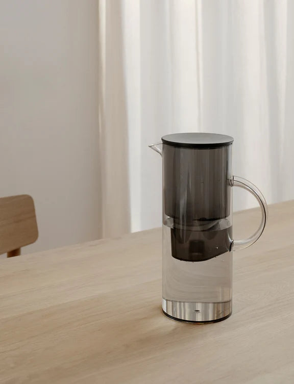 EM77 water filter jug 2 l. - Smoke