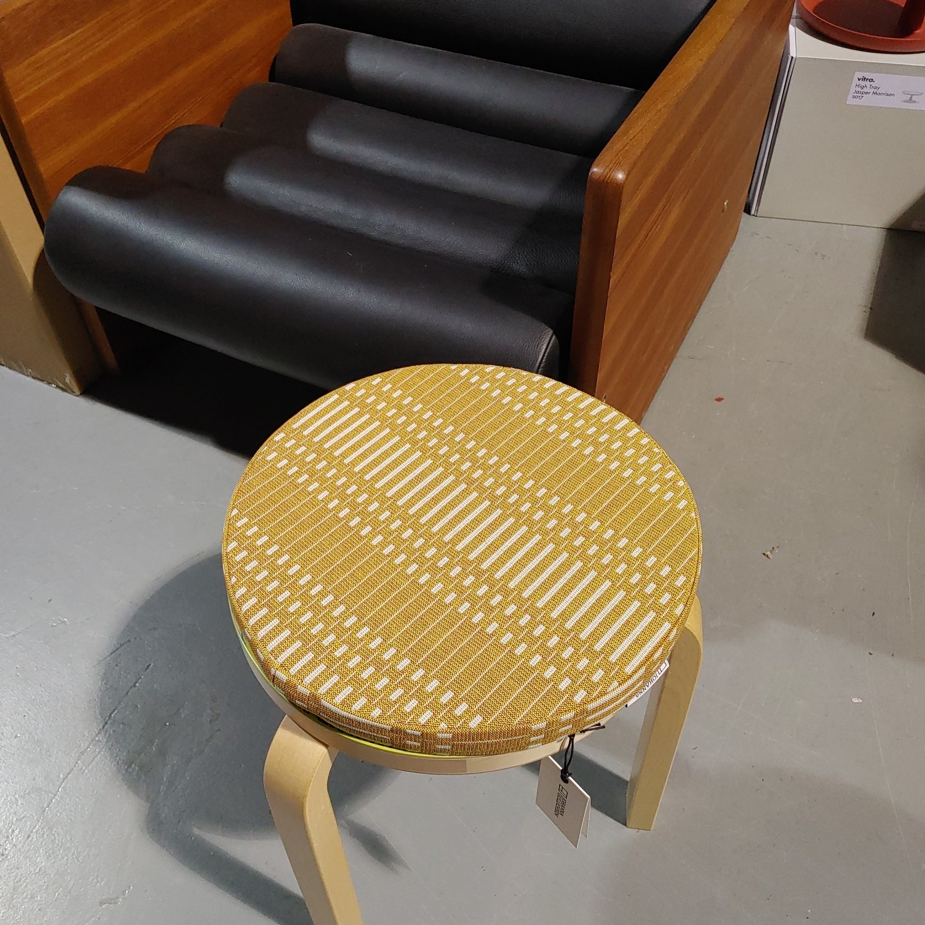 Discushion Seat cushion (Aalto stool) Helios Ochre