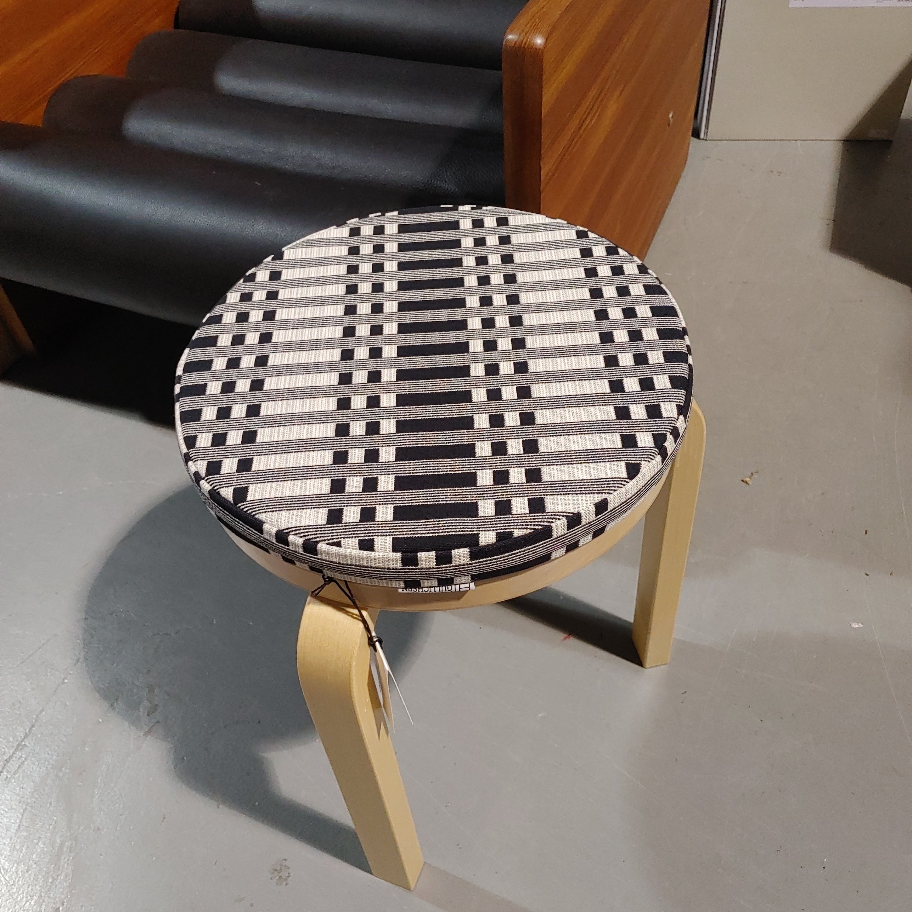Discushion Seat cushion (Aalto stool) Tithonus Black