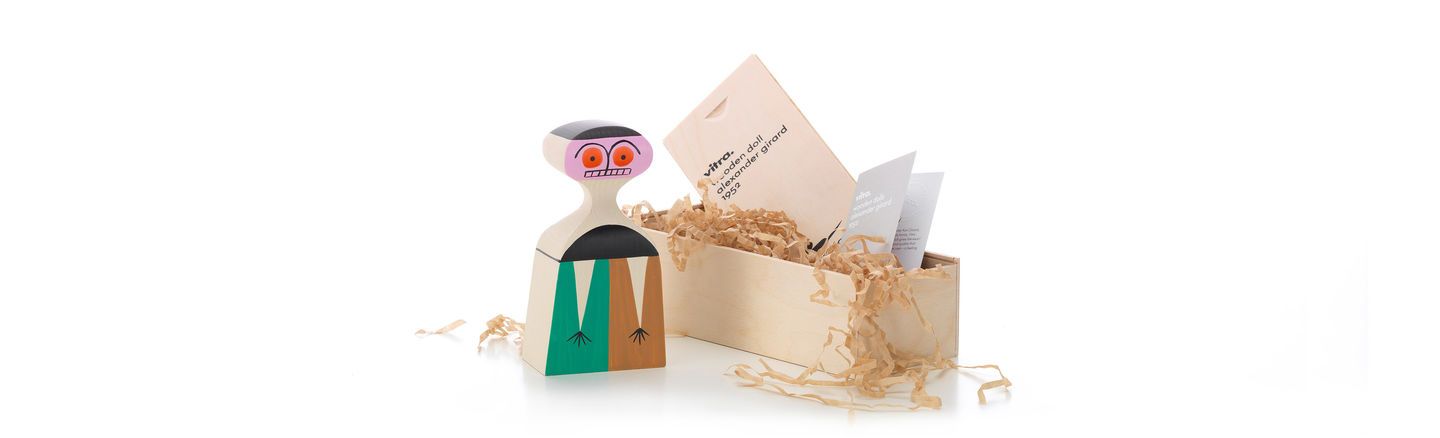 Wooden Doll Alexander Girard , 1952 ( No. 03)