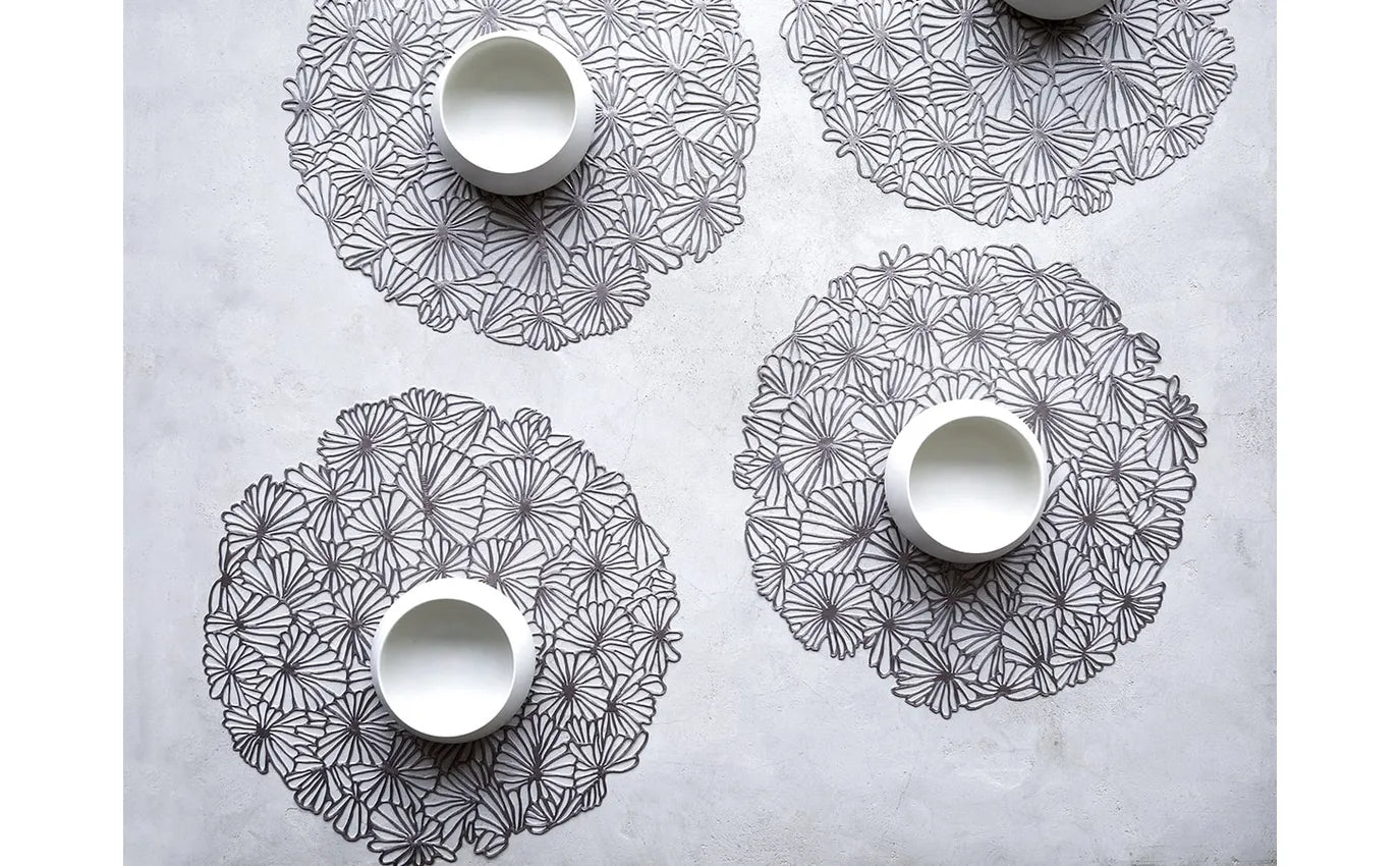 Chilewich Placemat Round 14" Pressed Daisy (multiple colours)