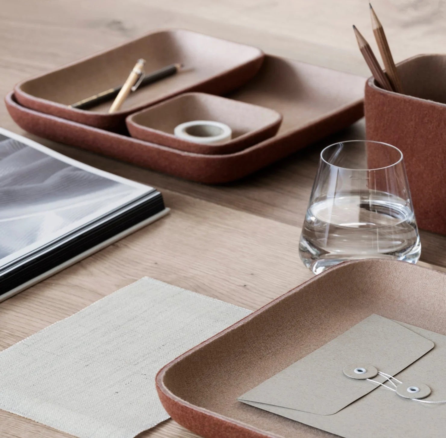 HERBA Felt Storage Tray MEDIUM - 9.9" X 9.9"