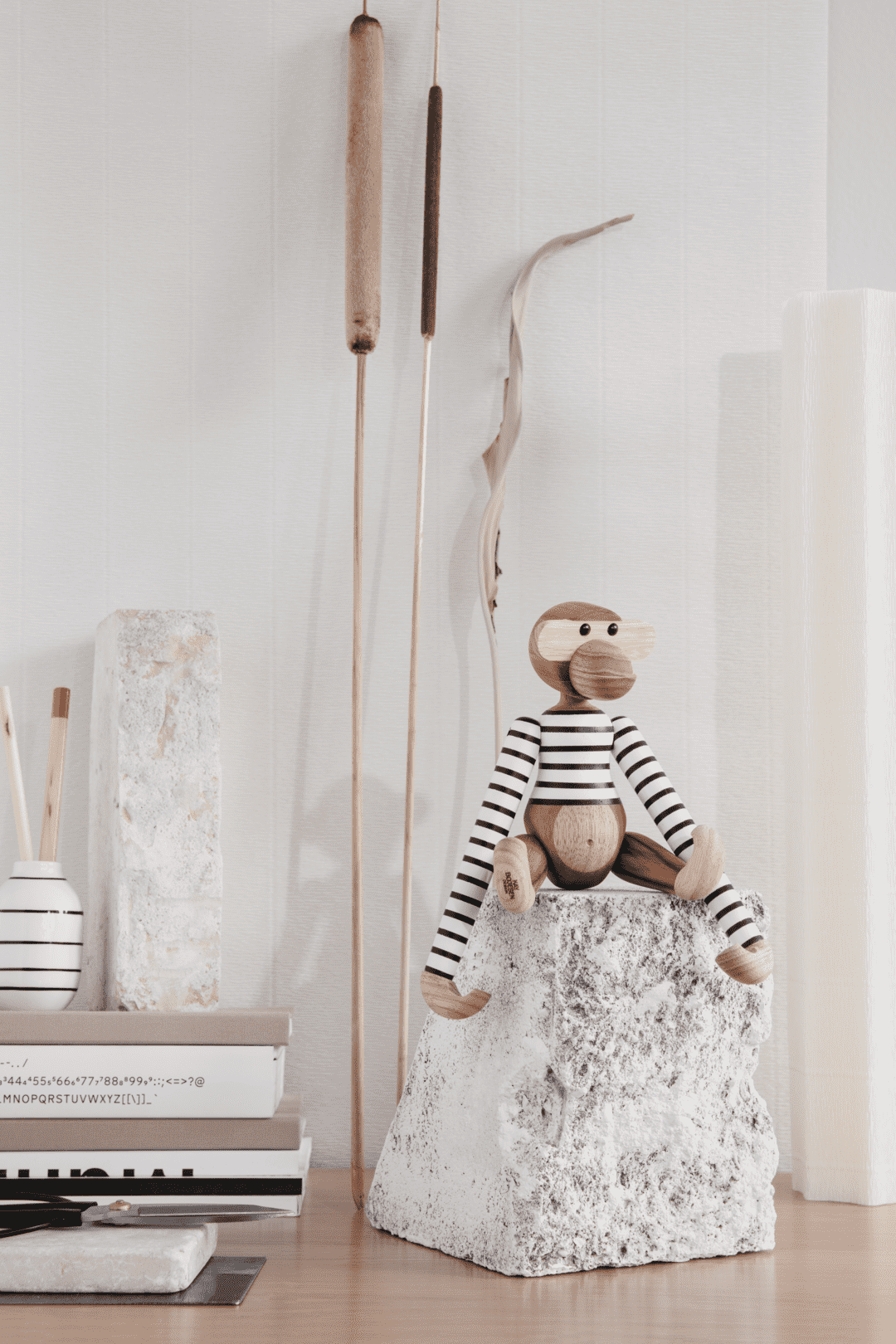 Kay Bojesen Monkey Small X MADS NØRGAARD -White / black