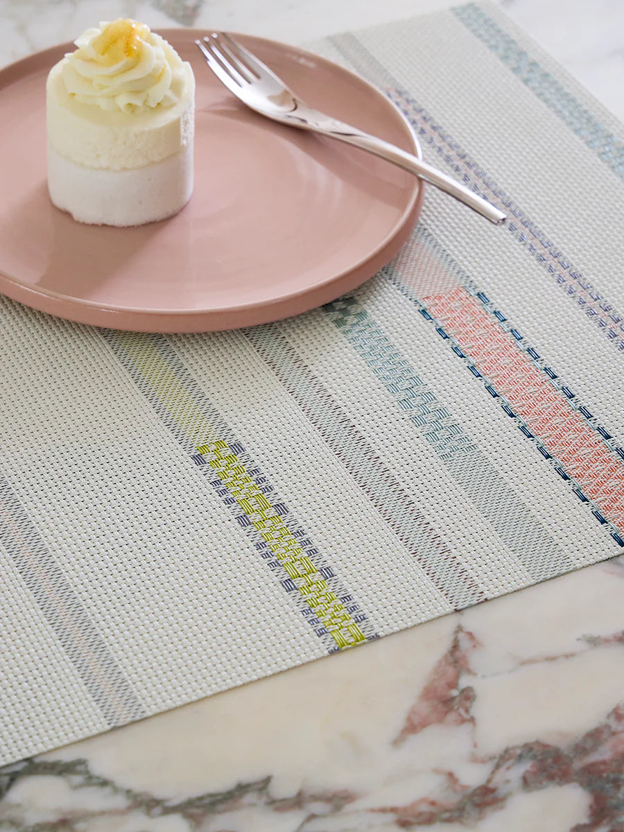 Applique Round Placemat Almond