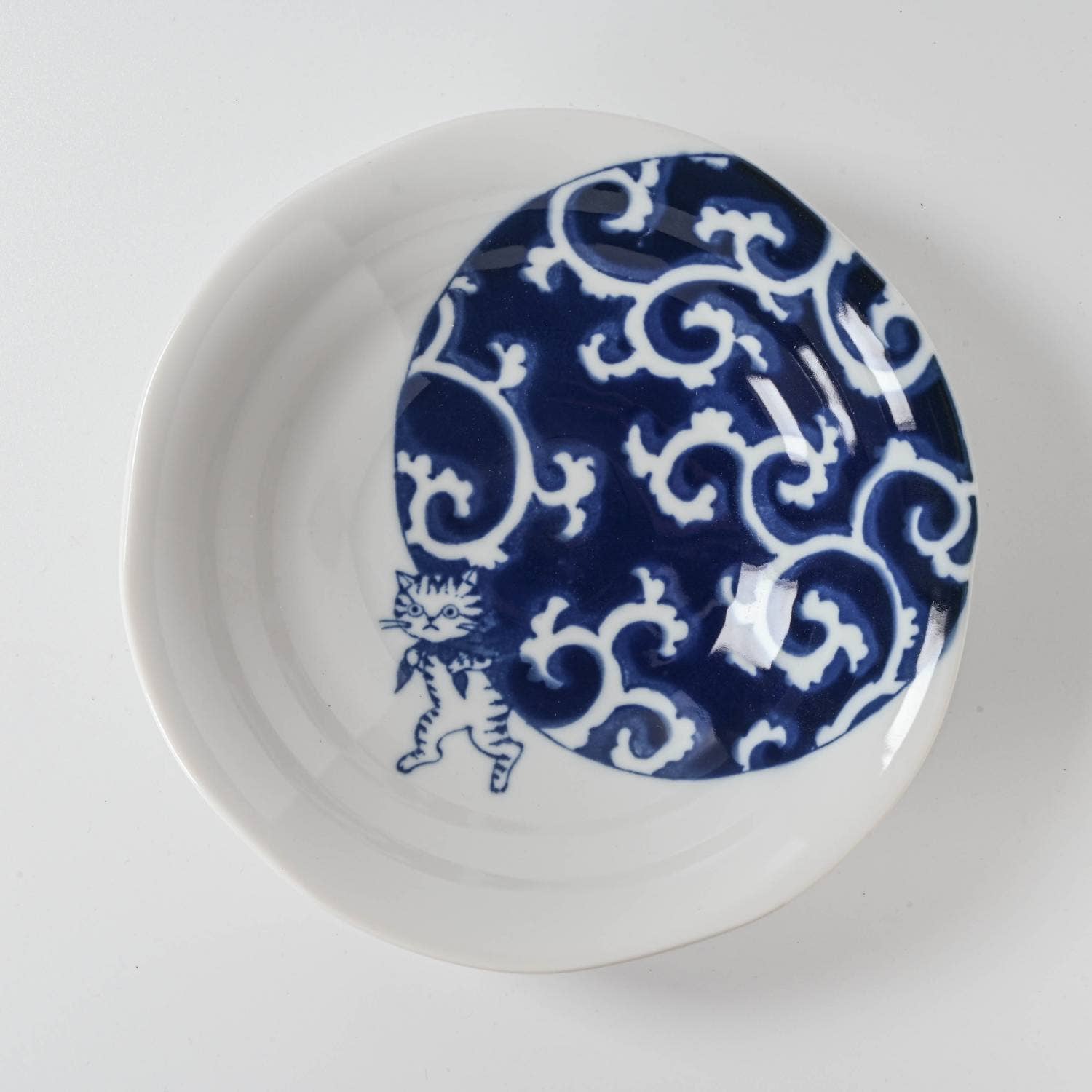 Cat Shichita Someneko 16.5cm Bowl - Karakusa