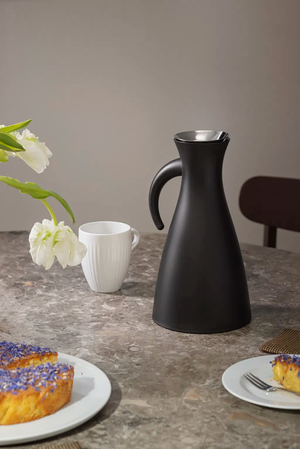 Vacuum jug 1l Matt black