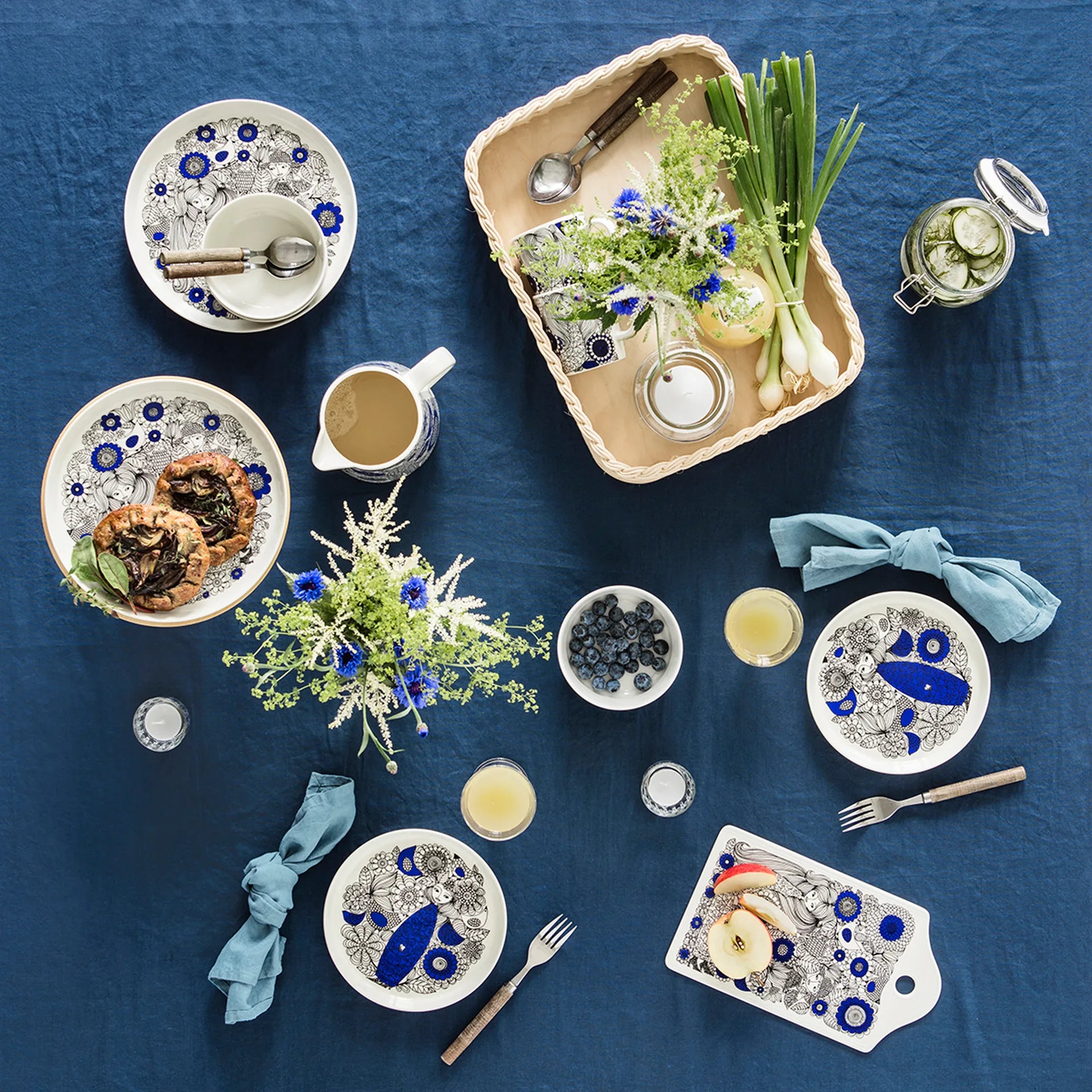 Pastoraali plate Ø24 cm - Blue