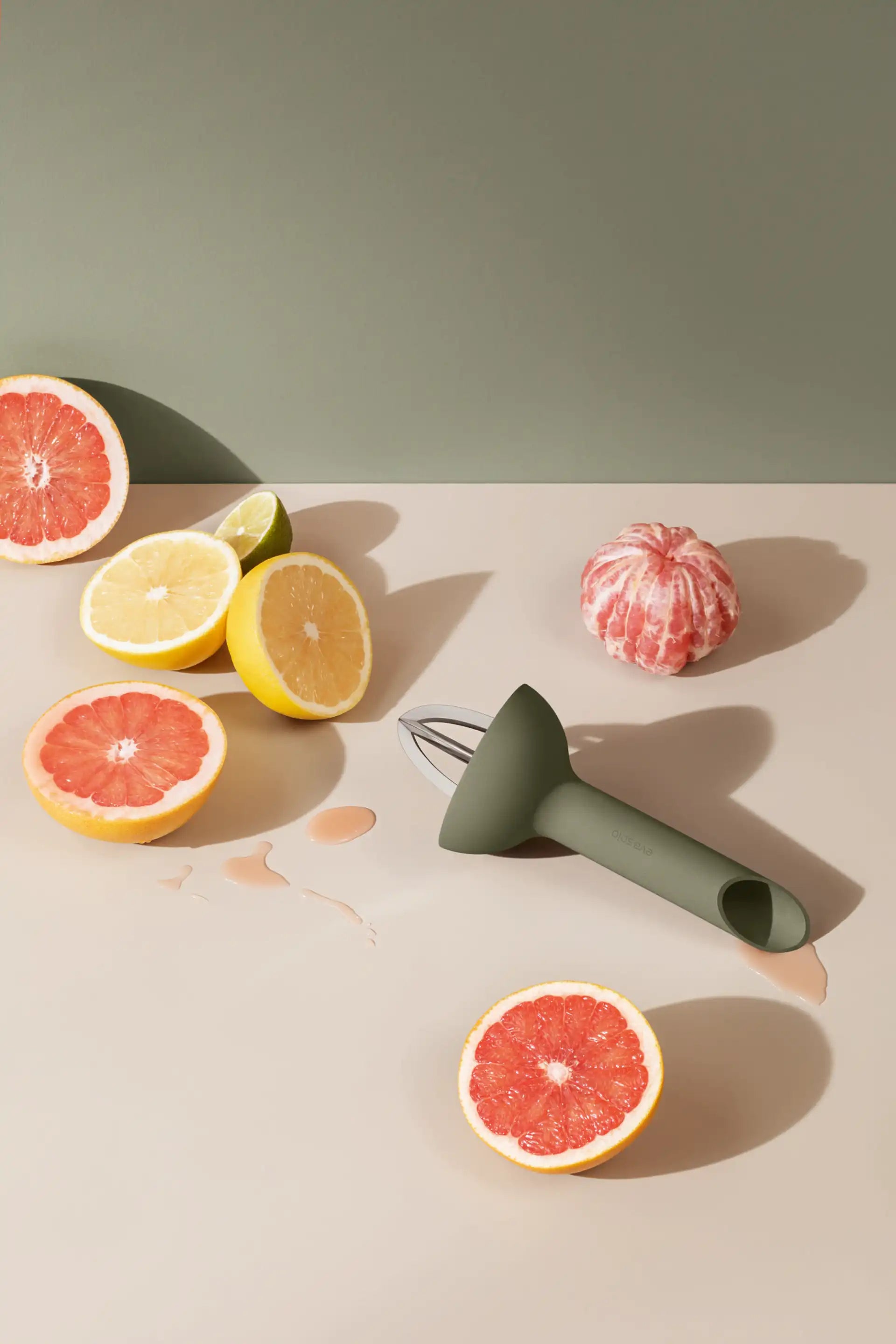 Citrus press  - GREEN TOOL