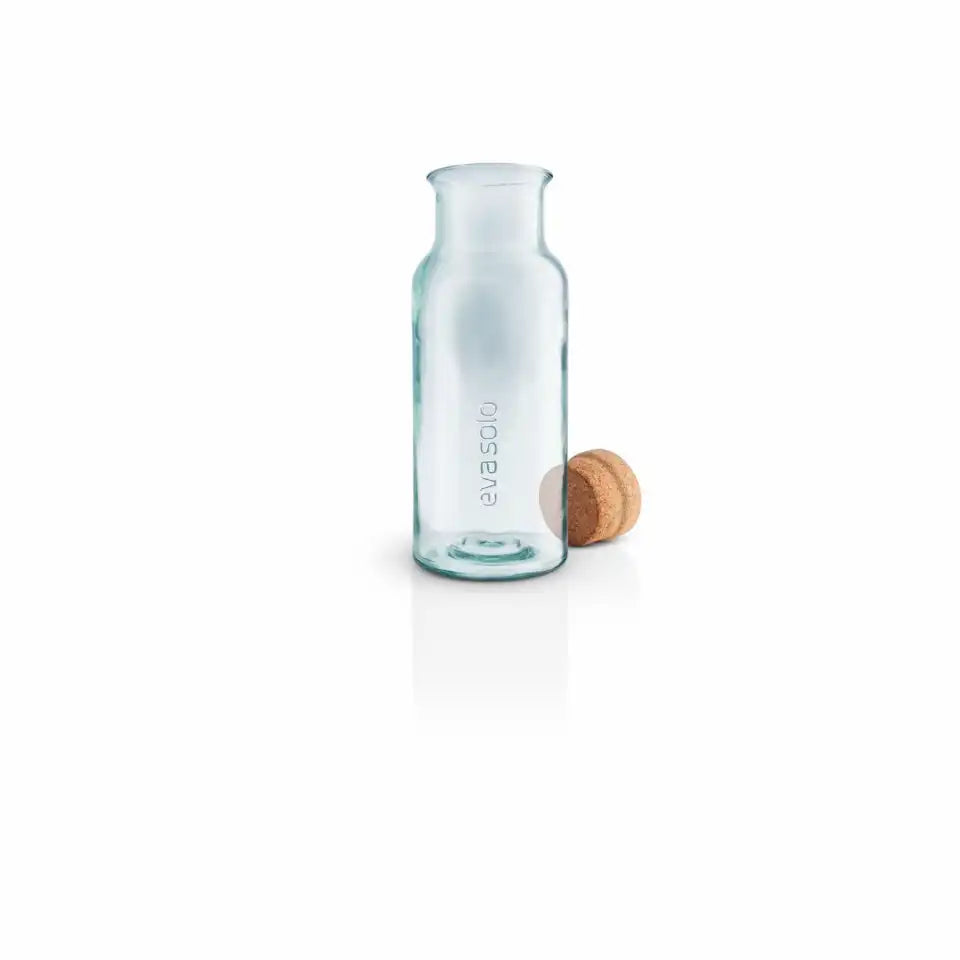 Recycled carafe w/cork 1l