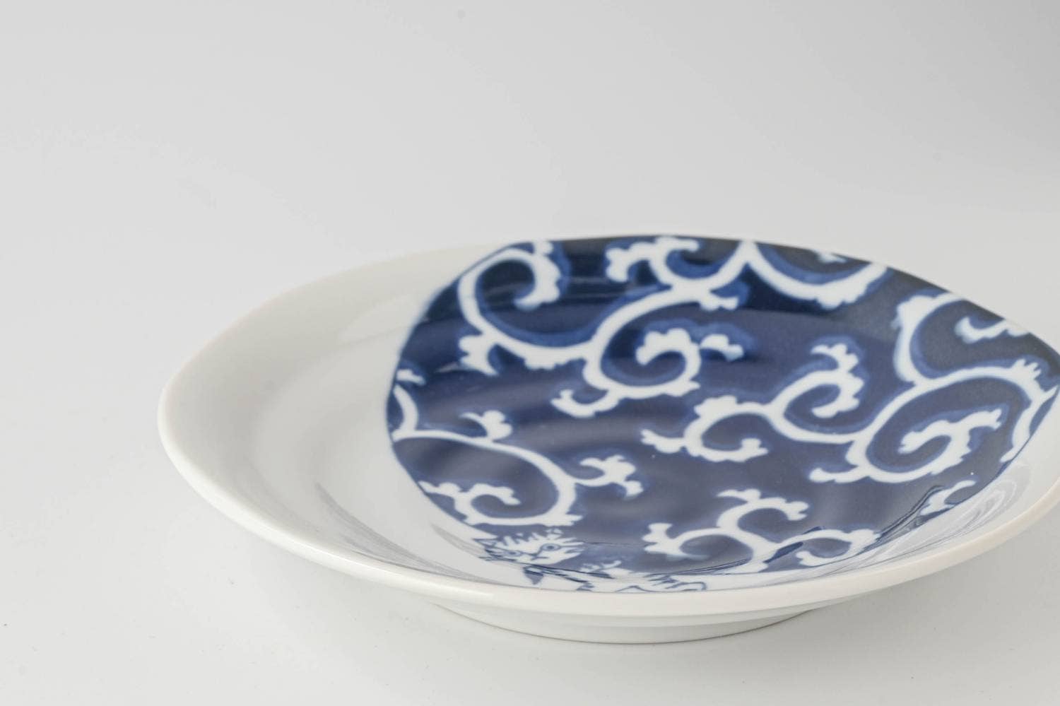 Cat Shichita Someneko 16.5cm Plate - Karakusa