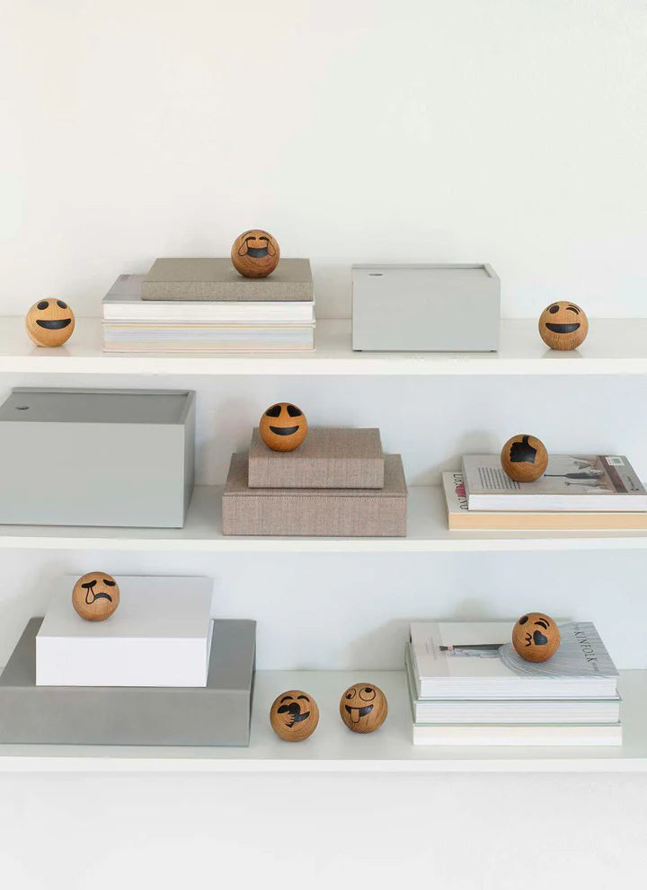 Spring Emotions Kiss