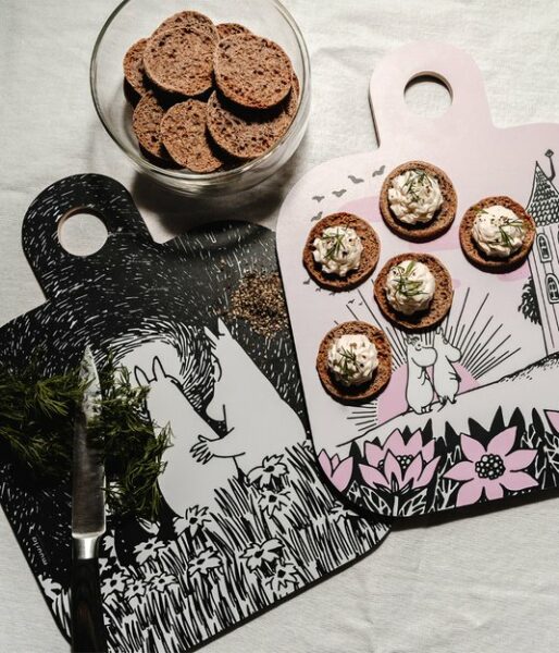 Moomin Cutting & Serving Board Friendship  25x32cm