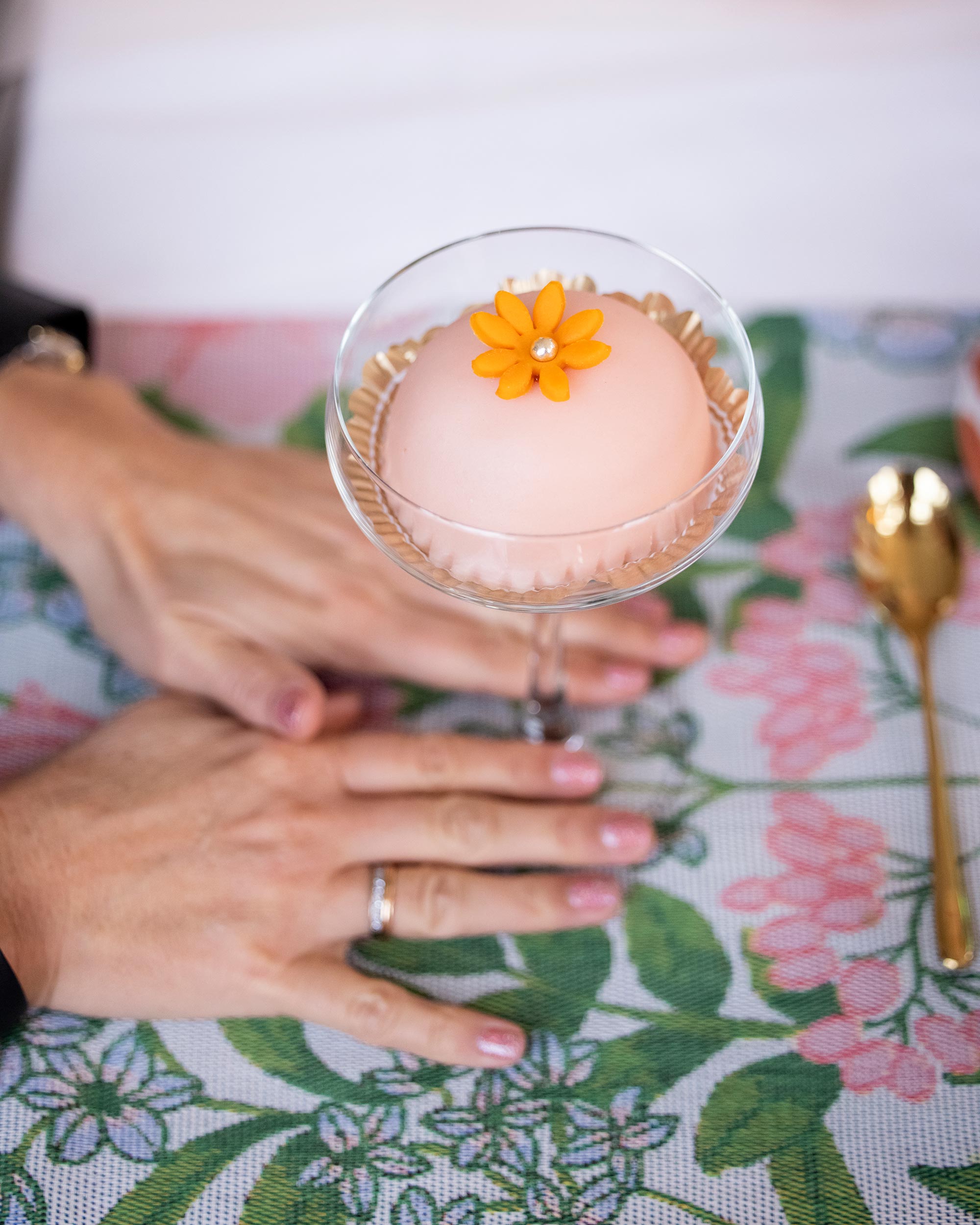 Table runner 35x120 cm BETTYS TULPANER