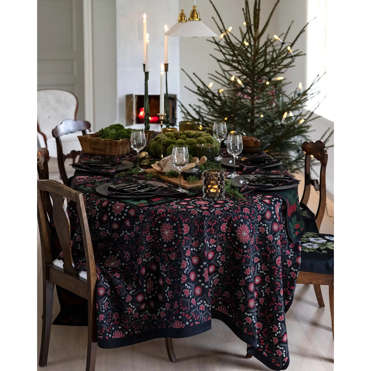 Tablecloth 145X210 cm BETTYS JUL