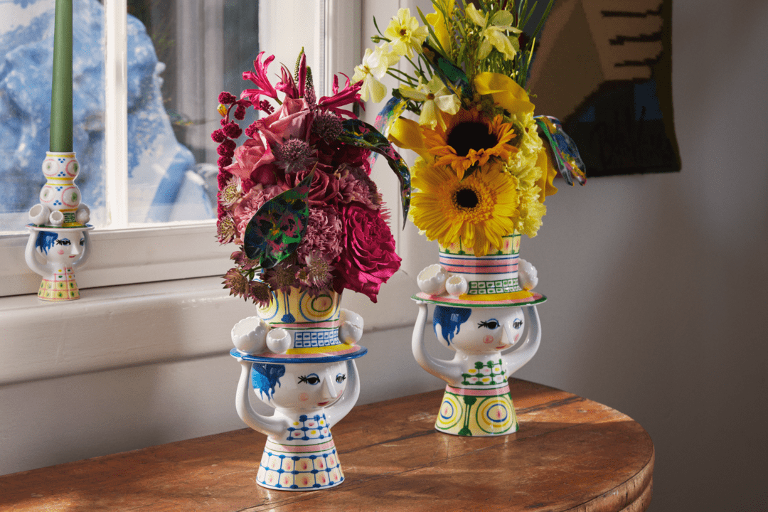 Lady With Hat Vase H20.5cm /  8.1" Blue