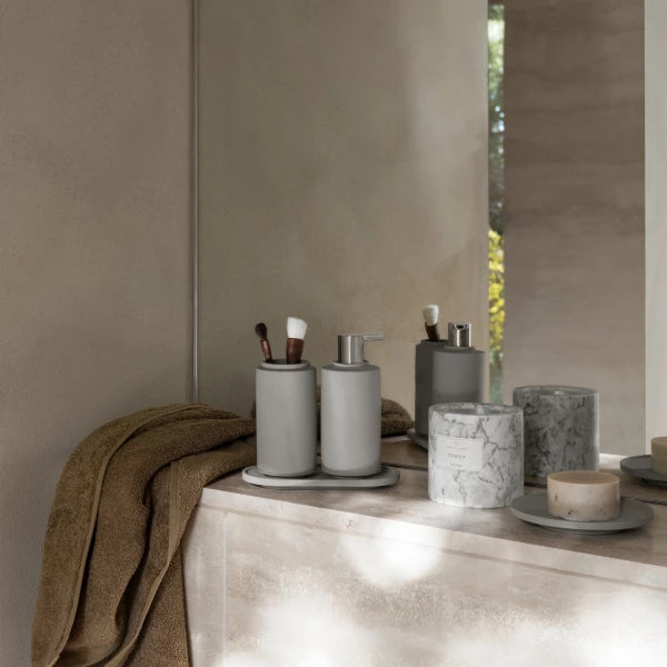 CRETO Tumbler Microchip