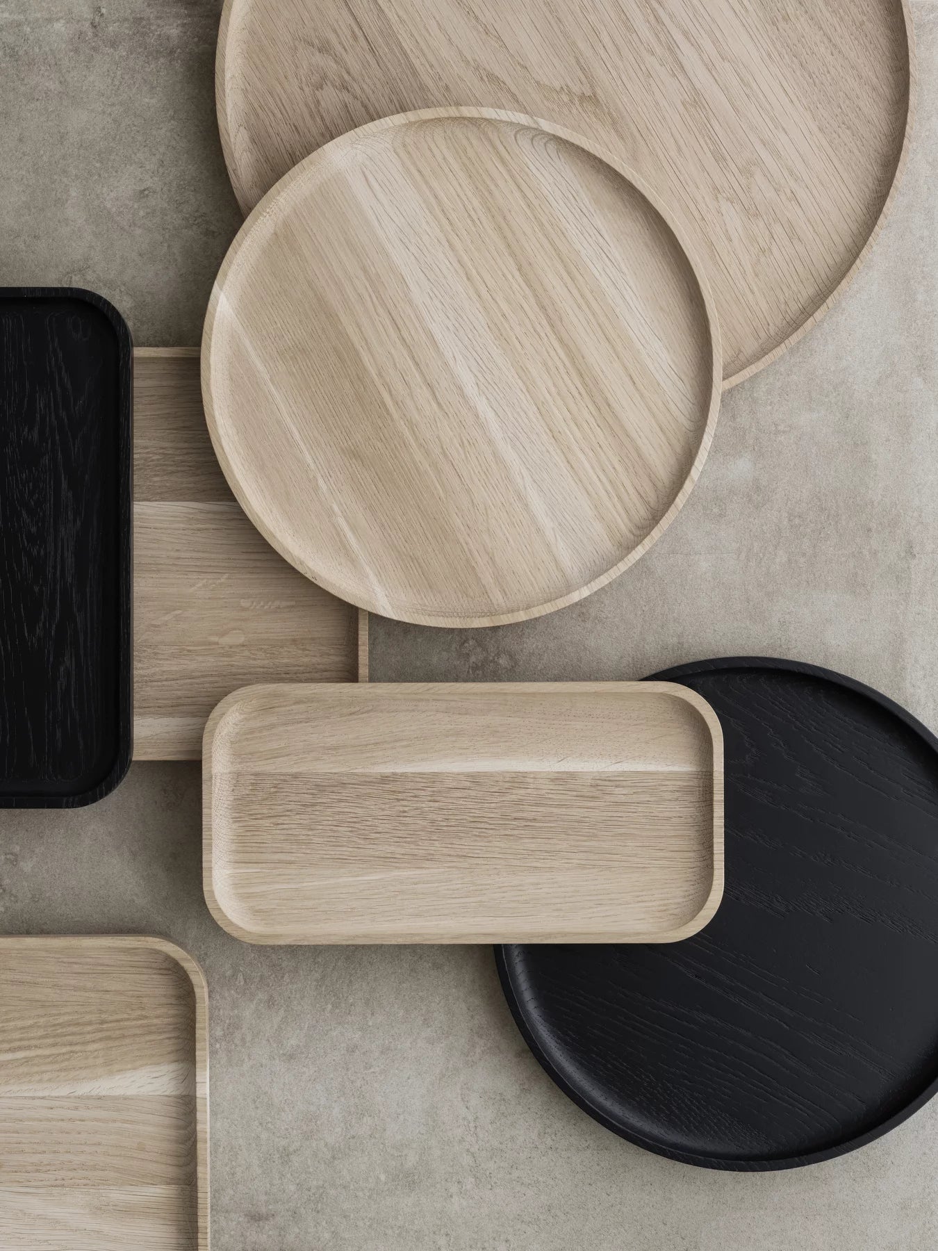 OKU Serving tray - Color Oak Size Medium
