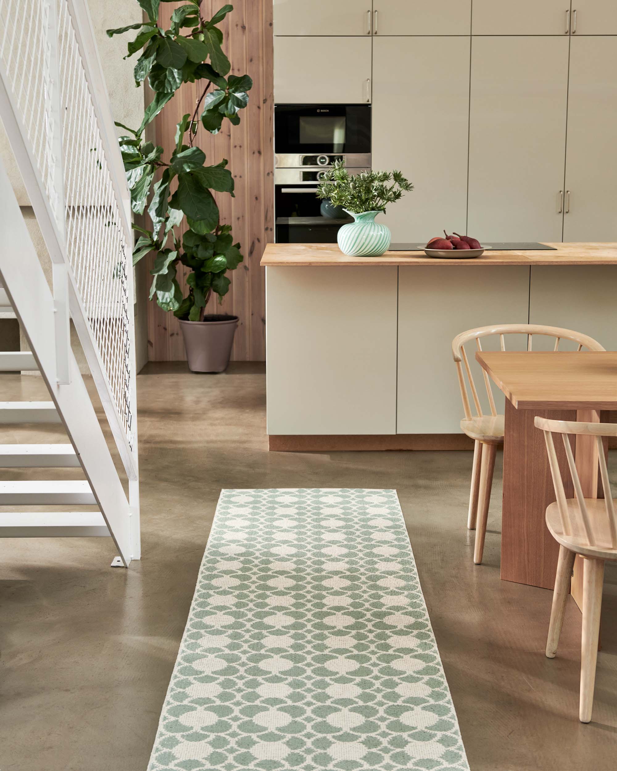 70x200cm  /  2.25x6.5ft Anya Minty Mint/ Vanilla