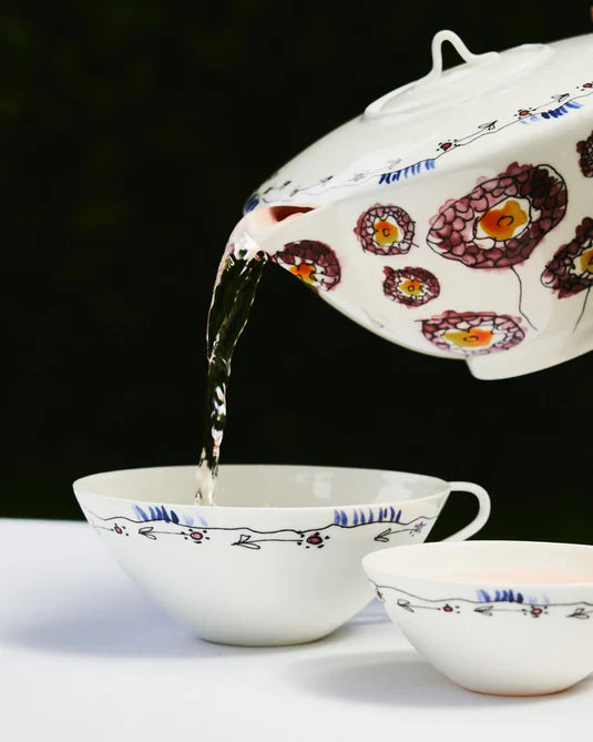 Midnight Flowers Tea Pot Anemone Milk