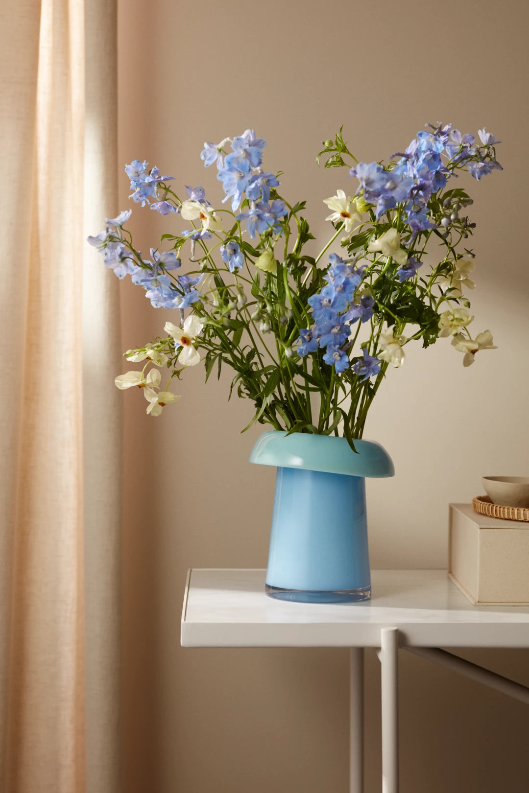 Soma Vase H22.5 cm Blue Light blue/aqua