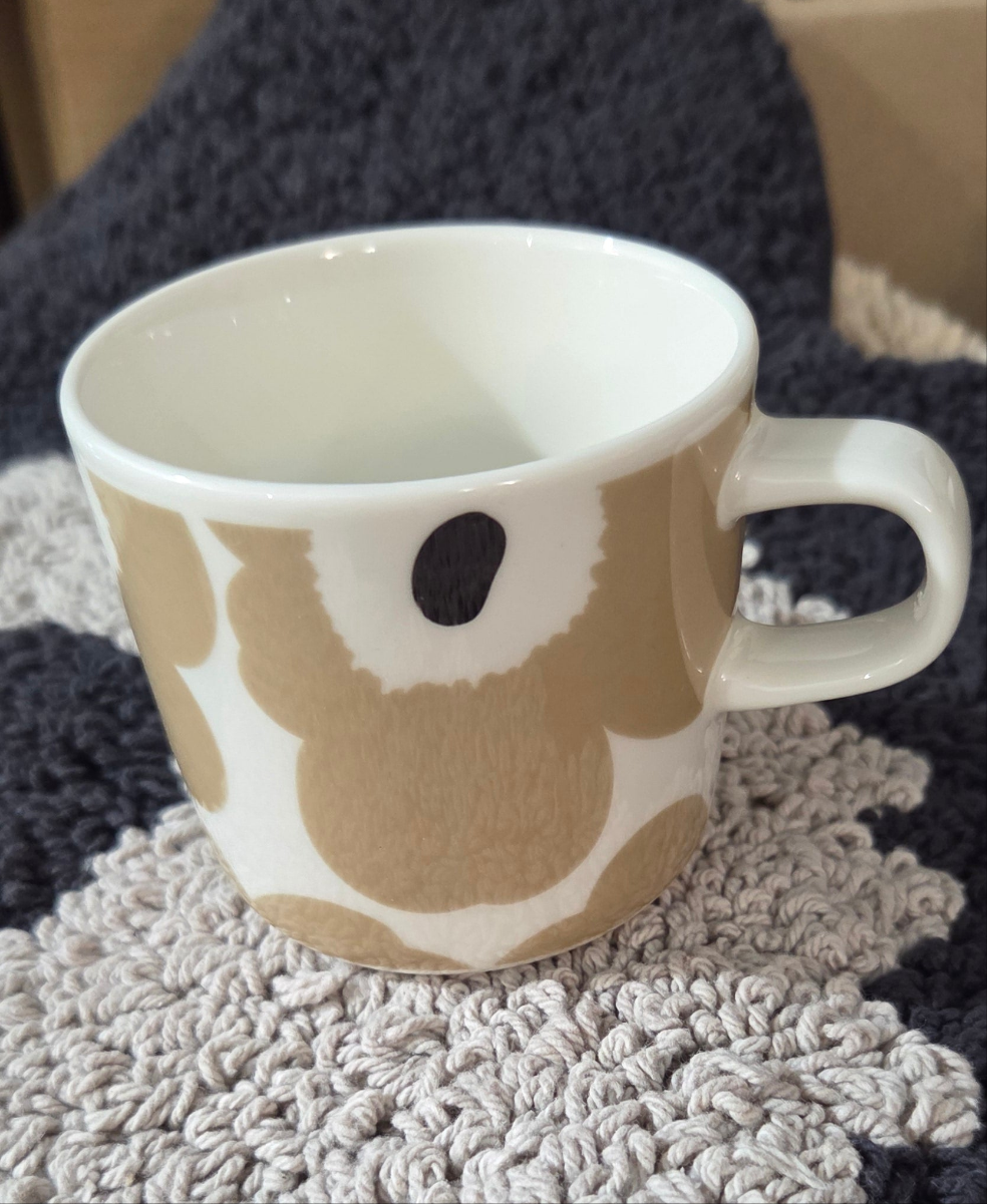 Oiva / Unikko coffee cup 2 dl white, beige, silver