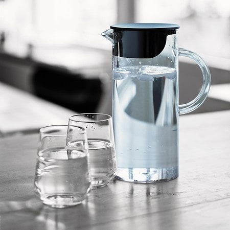 Stelton EM water jug with lid (1.5 L) Light blue