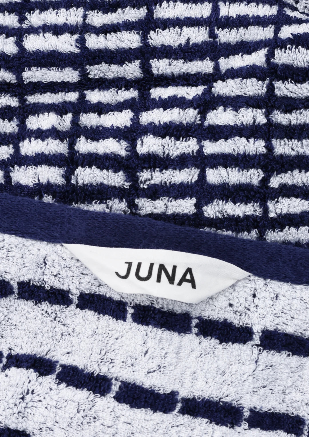 Nuance Bath Towel 50x100 cm dark blue/white