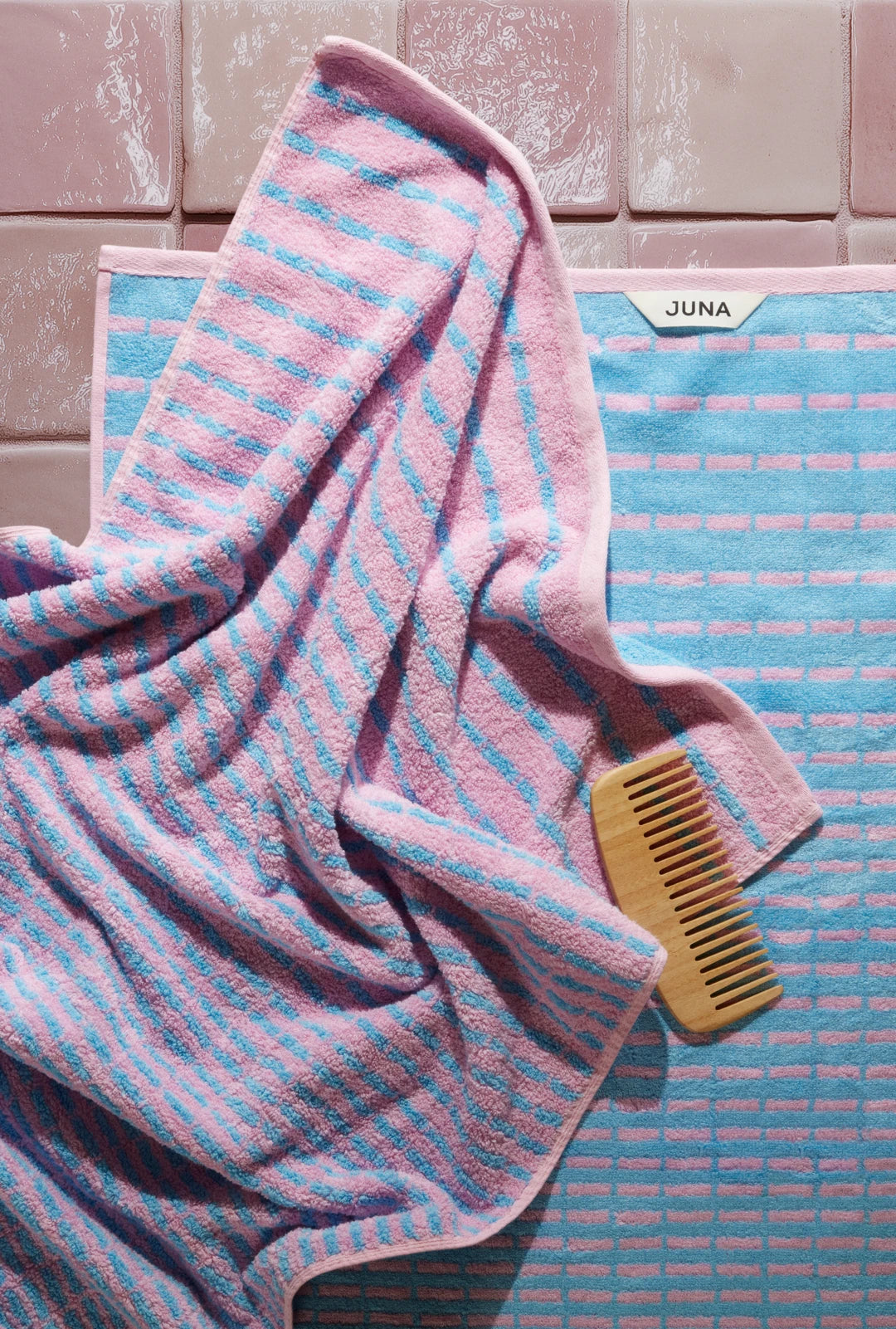 Nuance Bath Towel 70x140 cm Rose Light blue/ Rose