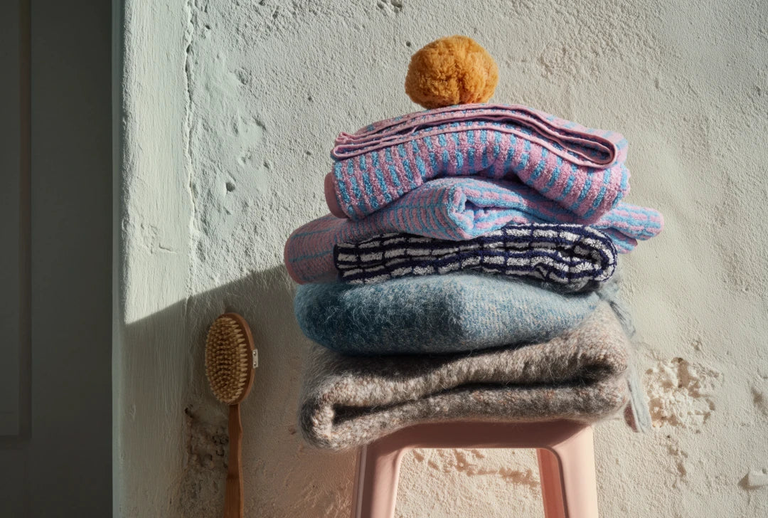 Nuance Bath Towel 70x140 cm Rose Light blue/ Rose