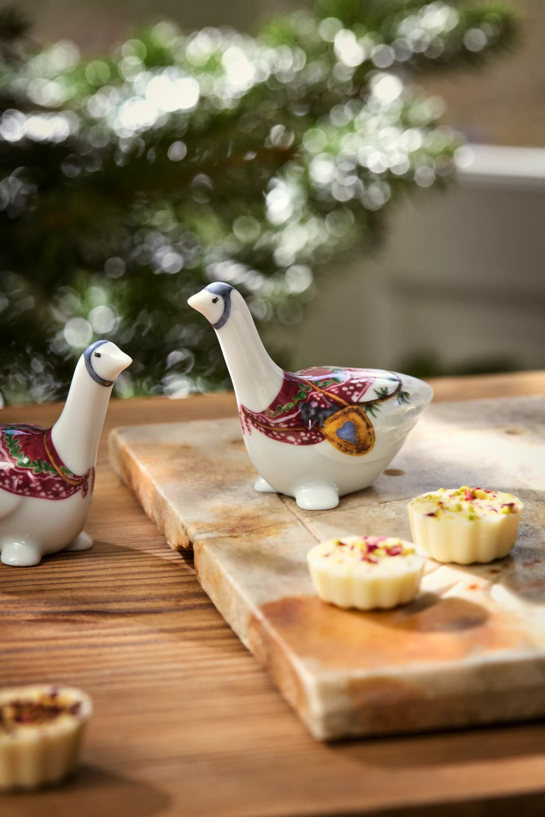 Hammershoi Christmas Goose H 8 cm / 3.1 in white w. deco