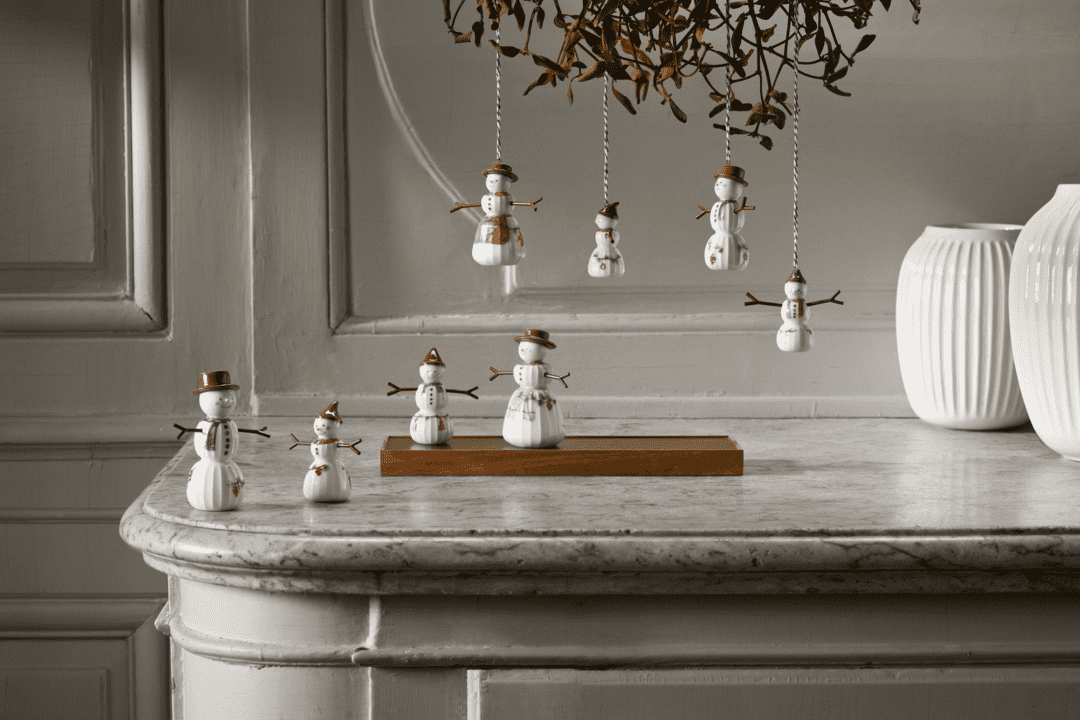 Hammershoi Christmas Snowwoman, Hanging H 3.5" White W. Deco