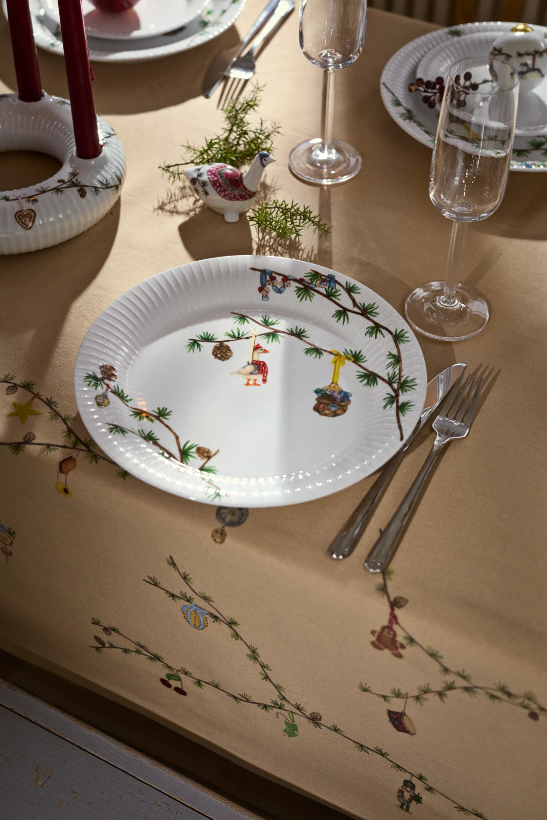 Hammershoi Christmas Plate 2026 Dia. 27 cm / 10.6 in white w. deco