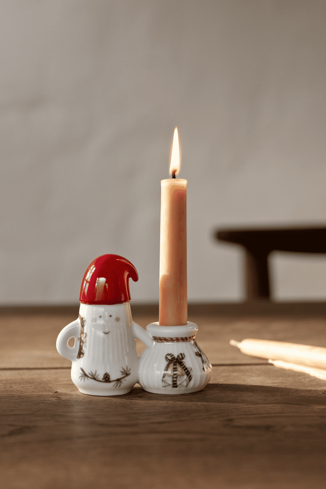 Father Elf Candle holder H8.5 cm
