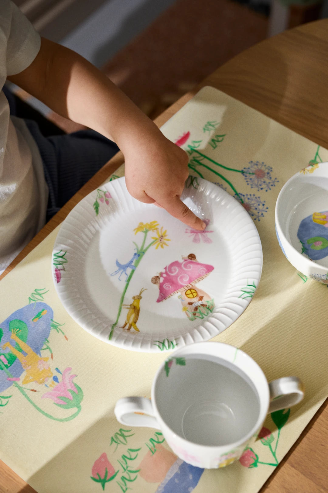Hammershoi Kids Set of Mug, Plate and Bowl white w. deco