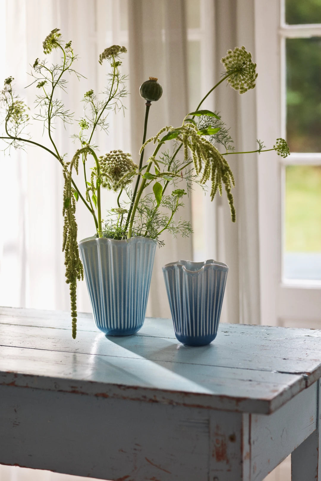Hammershøi Unfold Vase H20.5 cm blue