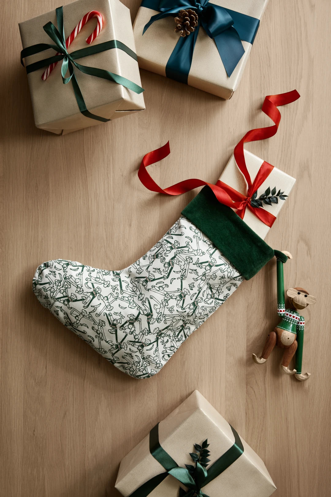 Monkey Christmas Jumper 2025 small green