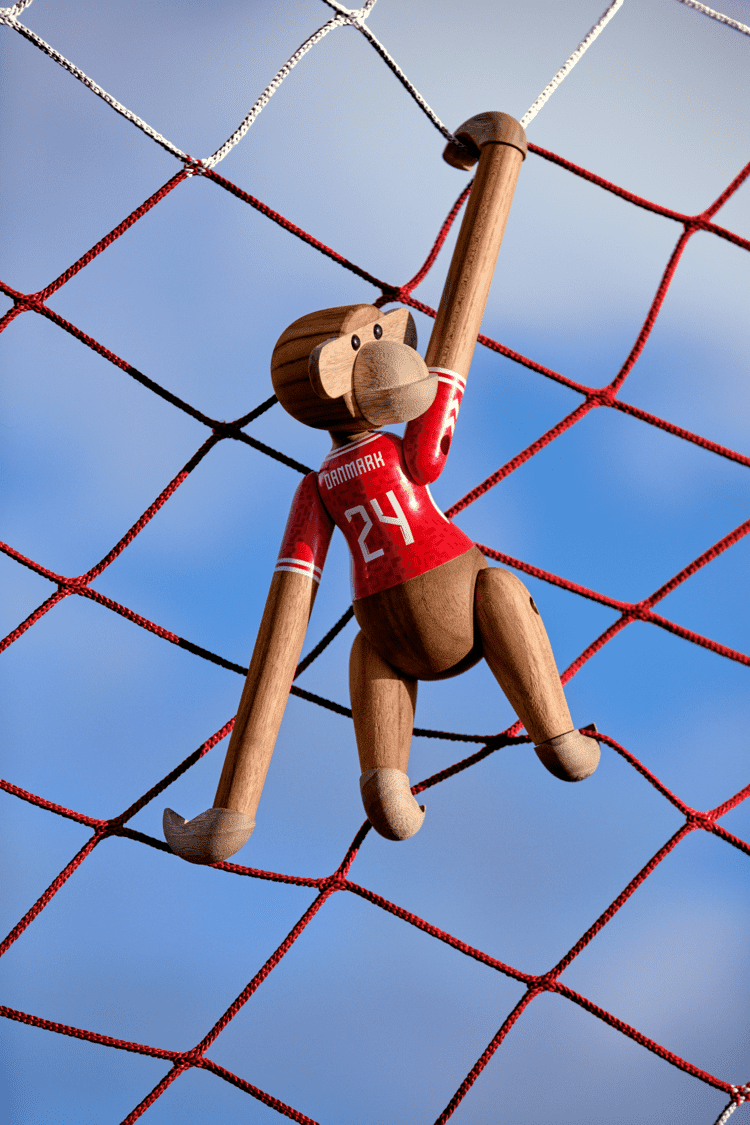 Monkey X DBU Man Monkey 2024 Small Teak/Limba