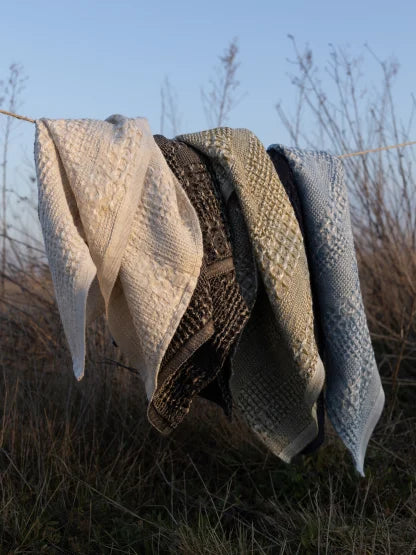 KUOHU towel 85x180cm 90/black-blueberry